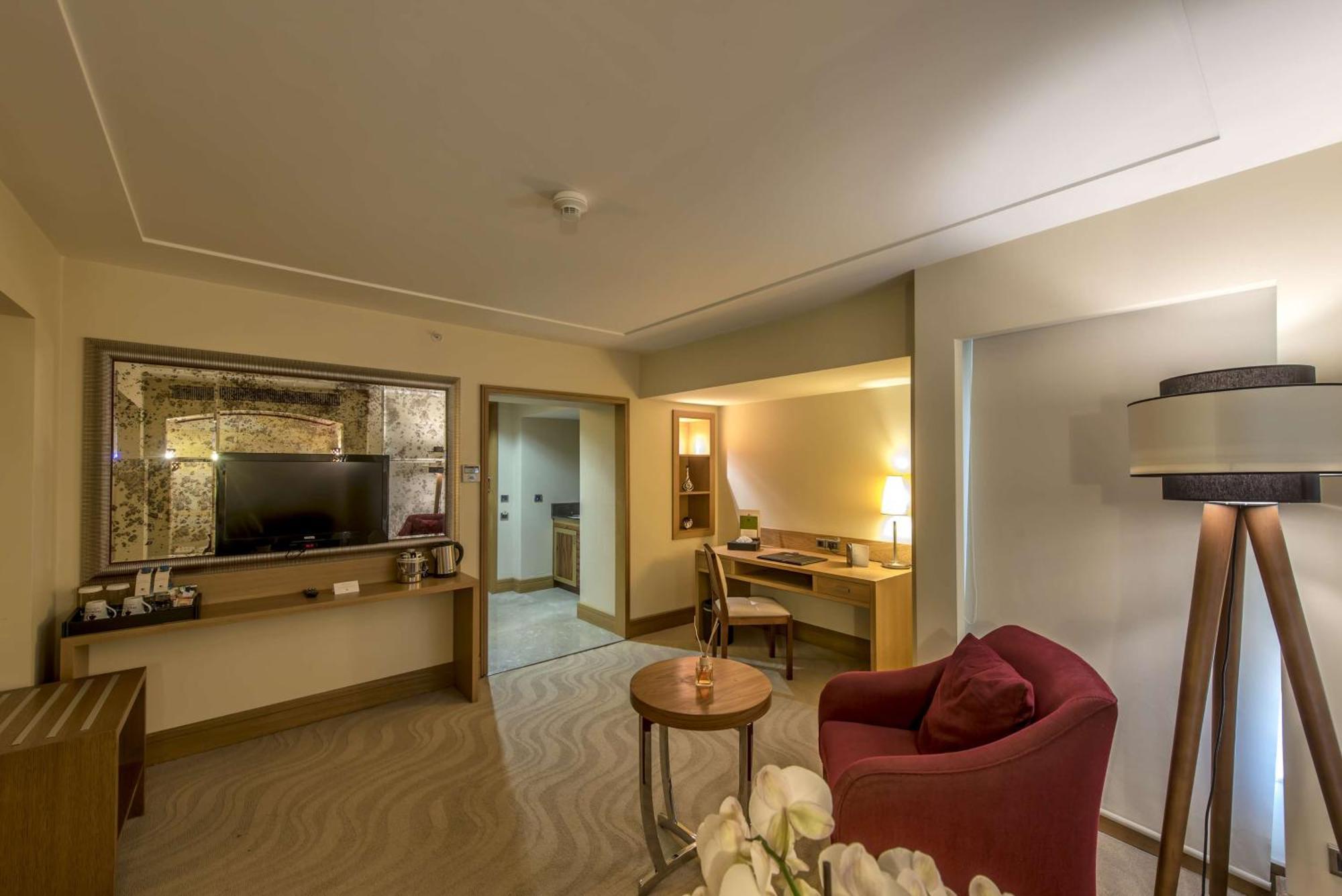 ดับเบิ้ลทรี บาย ฮิลตัน เอวานอส แคปปาโดเซีย Hotel Avanos ภายนอก รูปภาพ