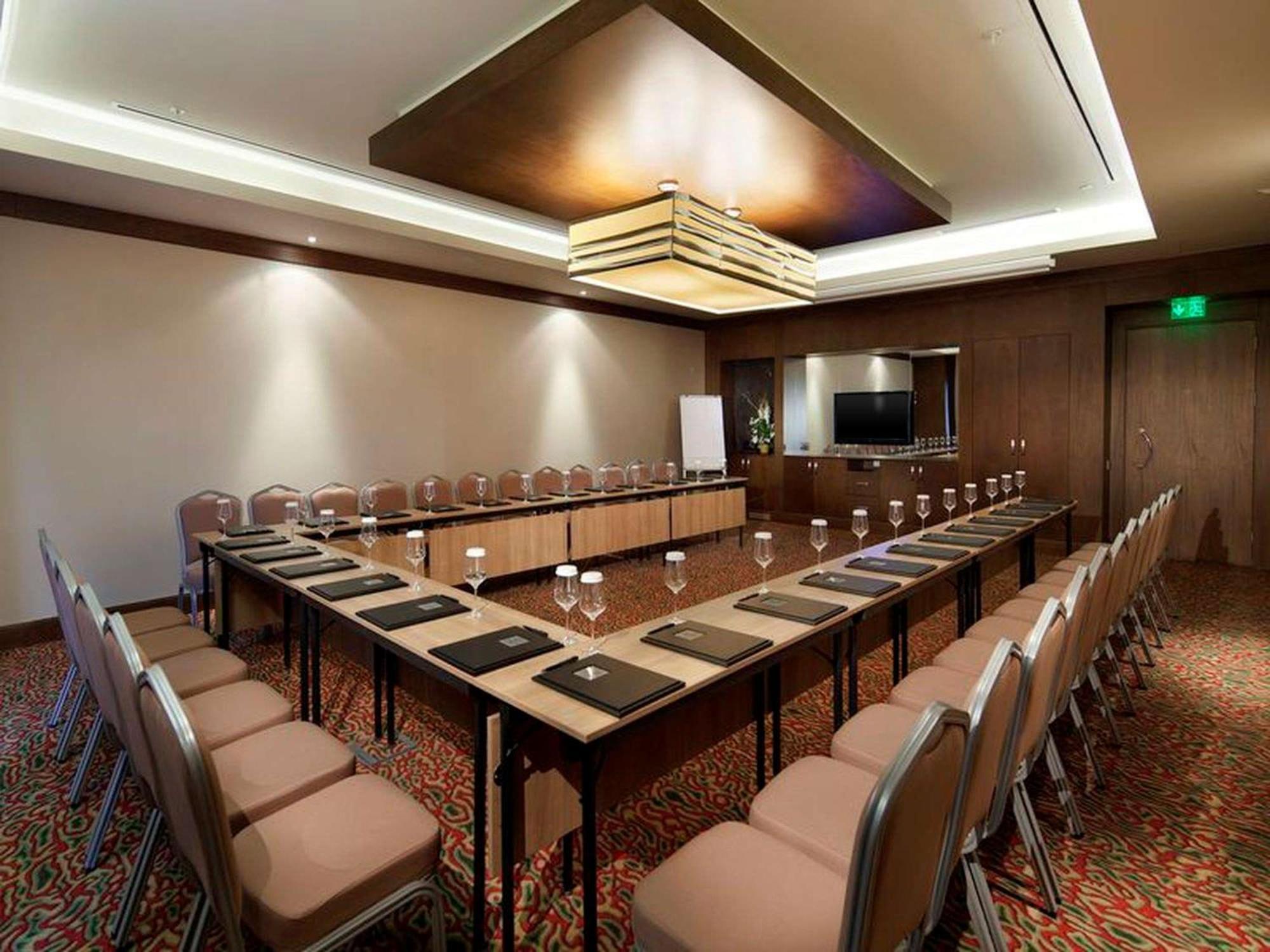 ดับเบิ้ลทรี บาย ฮิลตัน เอวานอส แคปปาโดเซีย Hotel Avanos ภายนอก รูปภาพ